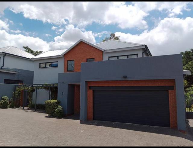 4 BEDROOM HOUSE FOR SALE IN FERNDALE